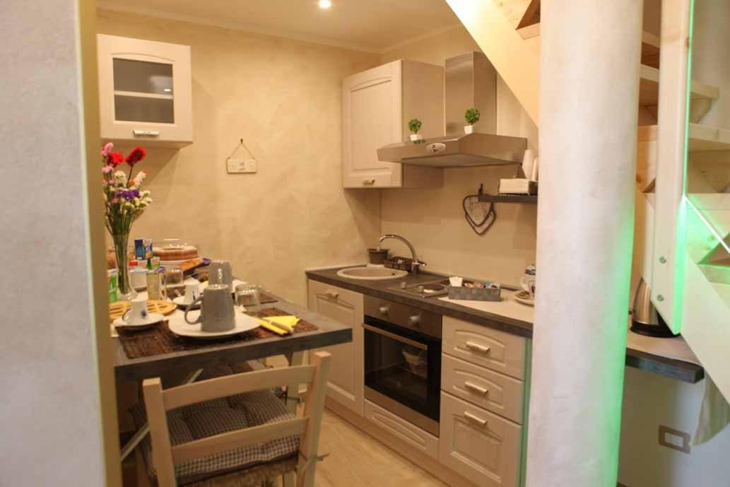 Afrodite Luxury Suite Veglie Luaran gambar